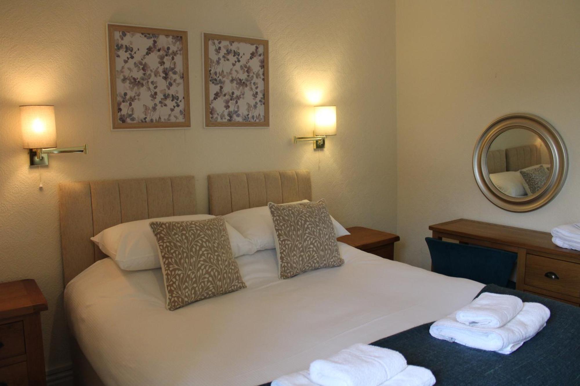 Sutton Hall Resort Thirsk Szoba fotó